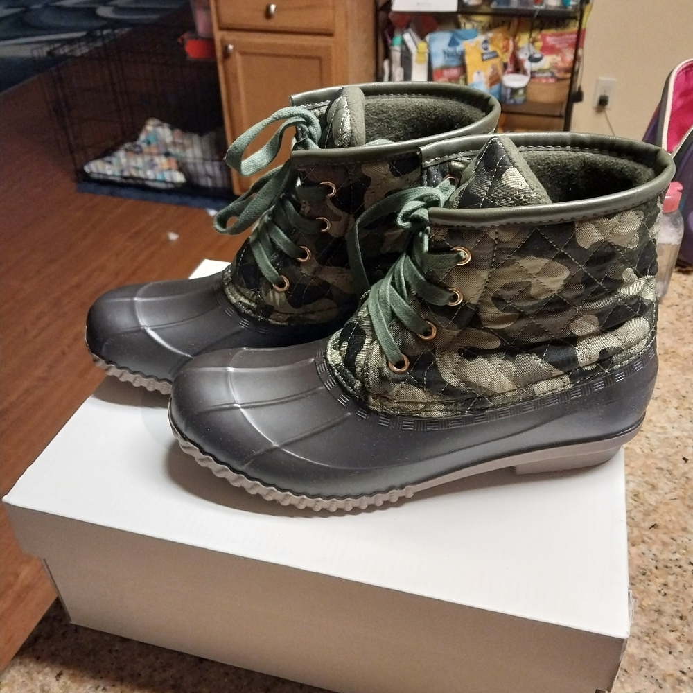 Duck Boots